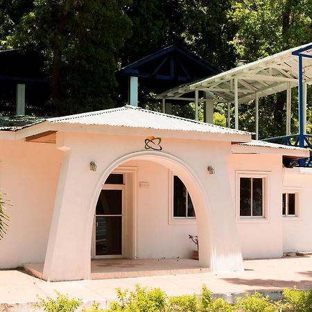 Le Grand Hotel Beck Cap-Haïtien Esterno foto