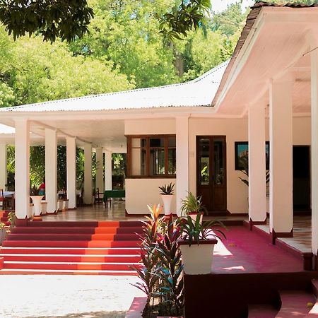 Le Grand Hotel Beck Cap-Haïtien Esterno foto